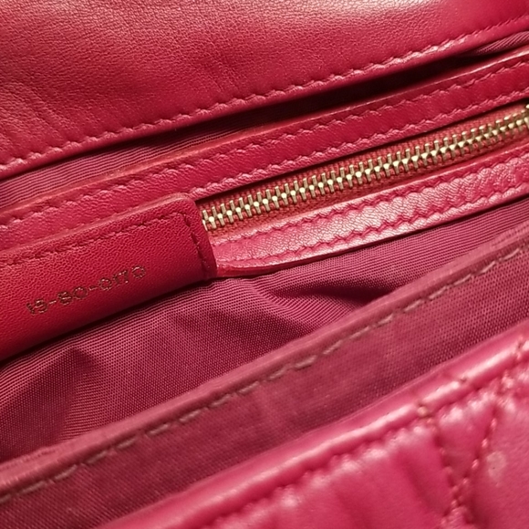 Lambskin Cannage Medium Delidior Flap Red - Picture 7 of 11